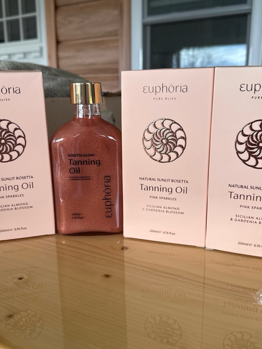 Euphoria Rosetta Glow Pink Sparkle Tanning Oil